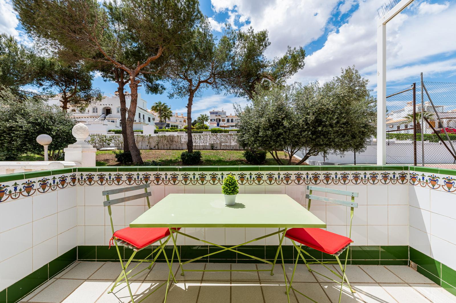 Balkon parterowy bungalowu Casa Hannah La Mata